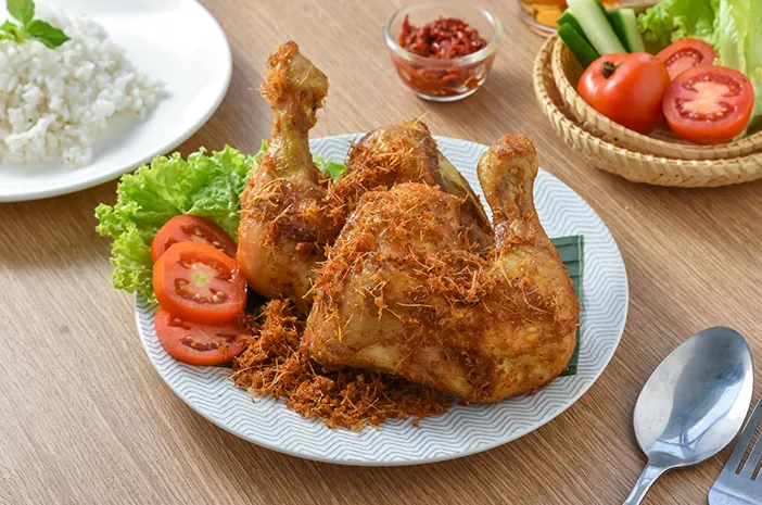 Sekali Coba Ayam Kalasan, Banyak Orang Langsung Lupa Diet