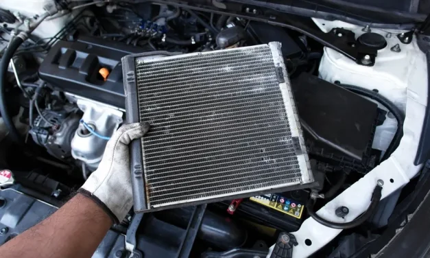 Radiator Mobil, Komponen Utama Pencegah Mesin Overheat