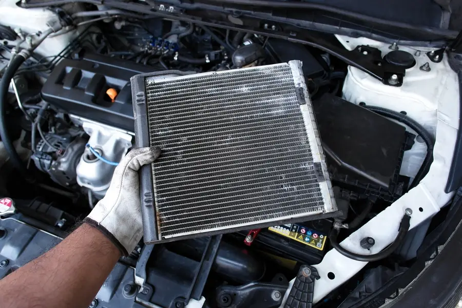 Radiator Mobil, Komponen Utama Pencegah Mesin Overheat
