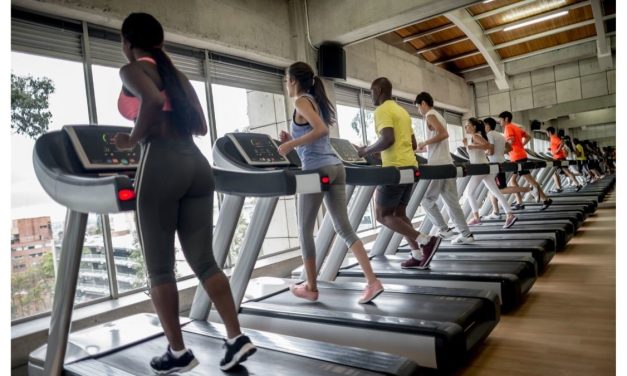 Tips Agar Tidak Cedera Ketika Di Atas Treadmill Untuk Pemula