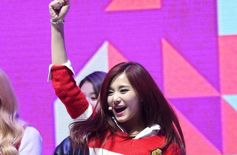 Sisi Gelap Kpop Idnustri Yang Jarang Di Ketahui Oelh Para Fans