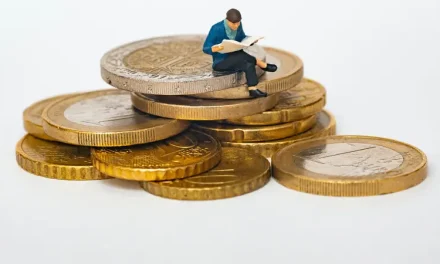 Stabilitas Keuangan Menjadi Fondasi Pertumbuhan Finansial