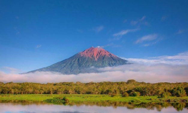 Gunung Kerinci Sebagai Salah Satu Tempat Mendaki Terbaik