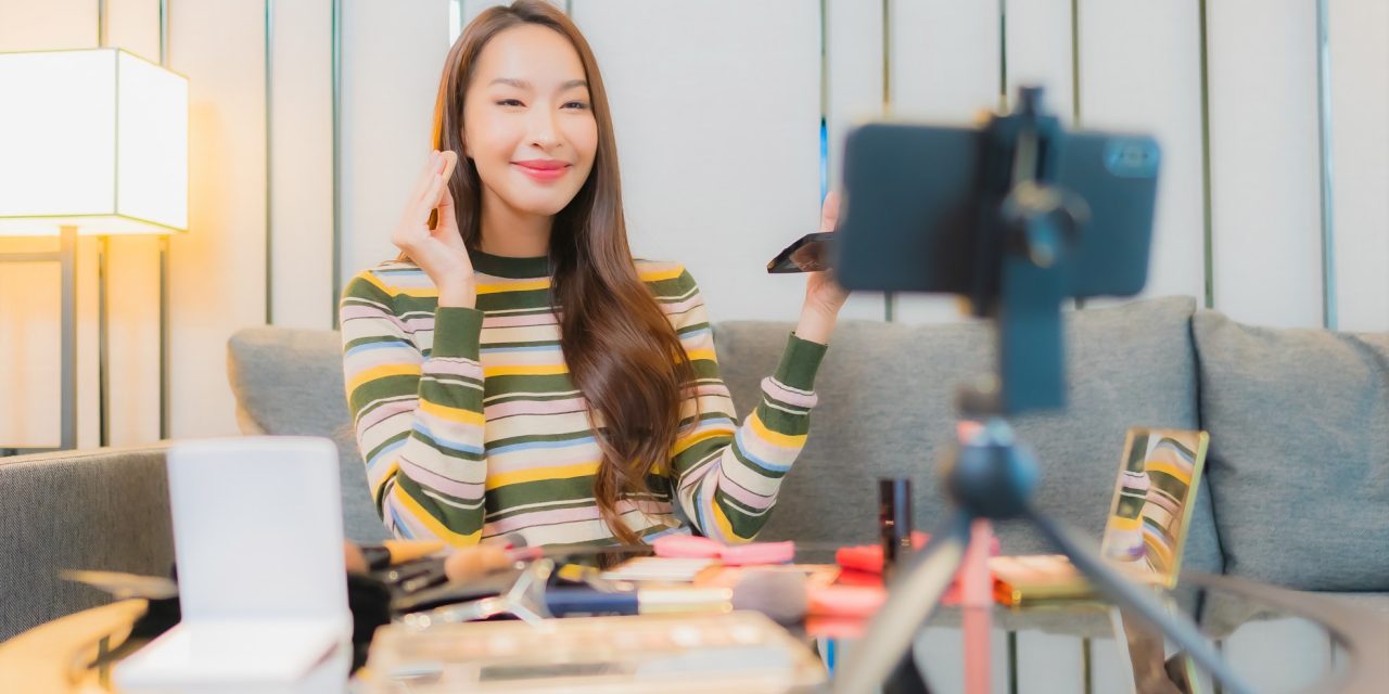 Kunci Sukses Influencer: Dari Nol Hingga Populer